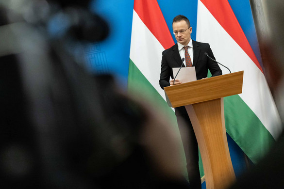 Szijjártó Péter: Kétszáz új munkahelyet teremt Miskolcon az LG és a Magna első közös európai gyára