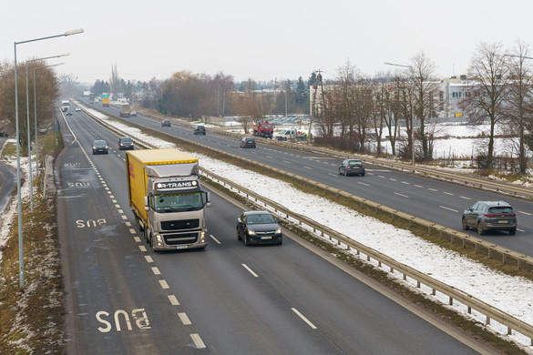 Elképesztő piruettet vettek fel az M3-ason – VIDEÓ