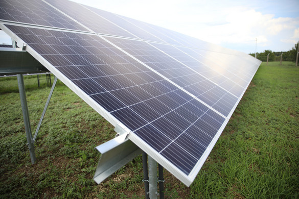 Az év végig megkétszerezi napenergia-termelő kapacitásait a Budapesti Közművek