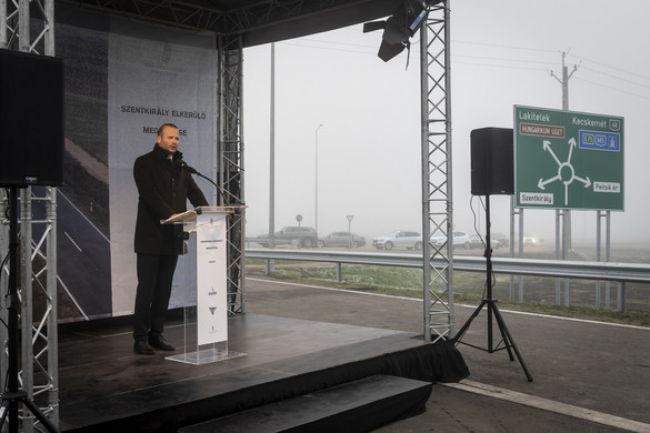 Átadták az M44-es gyorsforgalmi út részeként elkészült szentkirályi elkerülőt