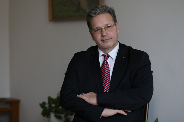 Vejkey Imre: Isten, haza és család hármas igazságáról szól a választás