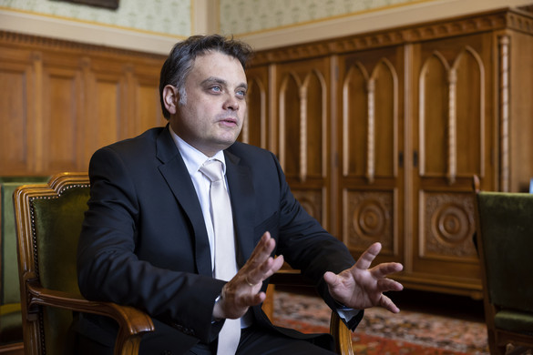 Latorcai Csaba: Ismét „elgurult a dollárbaloldal gyógyszere” az Európai Parlamentben