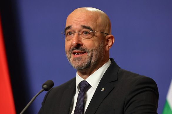 Kovács Zoltán: A kormánynak kötelessége megvédeni Magyarország becsületét! + VIDEÓ