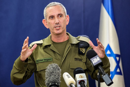 Izraeli katonai szóvivő: Az izraeli hadsereg kiterjeszti hadműveletét a Gázai övezet egészére