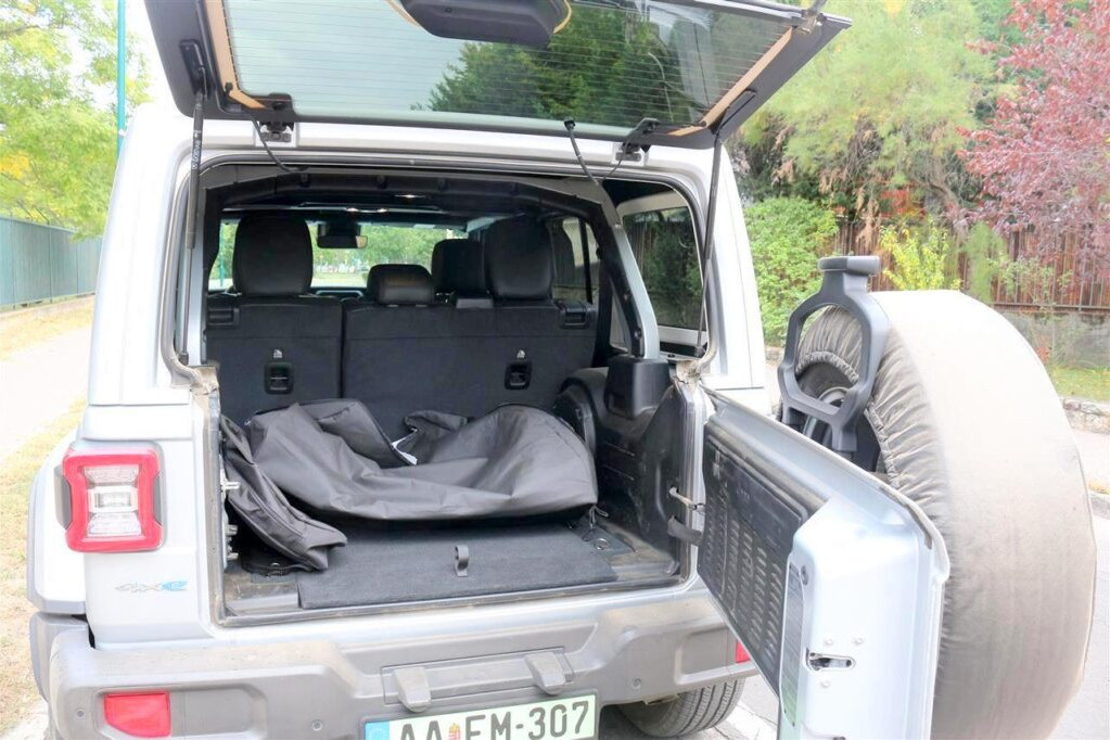 Fotó: SportVerda Jeep Wrangler csomagtartó