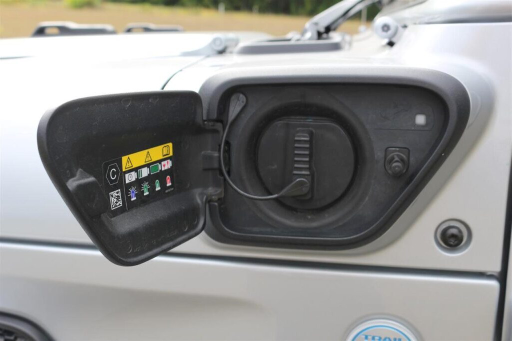Fotó: SportVerda Jeep Wrangler tanknyitása