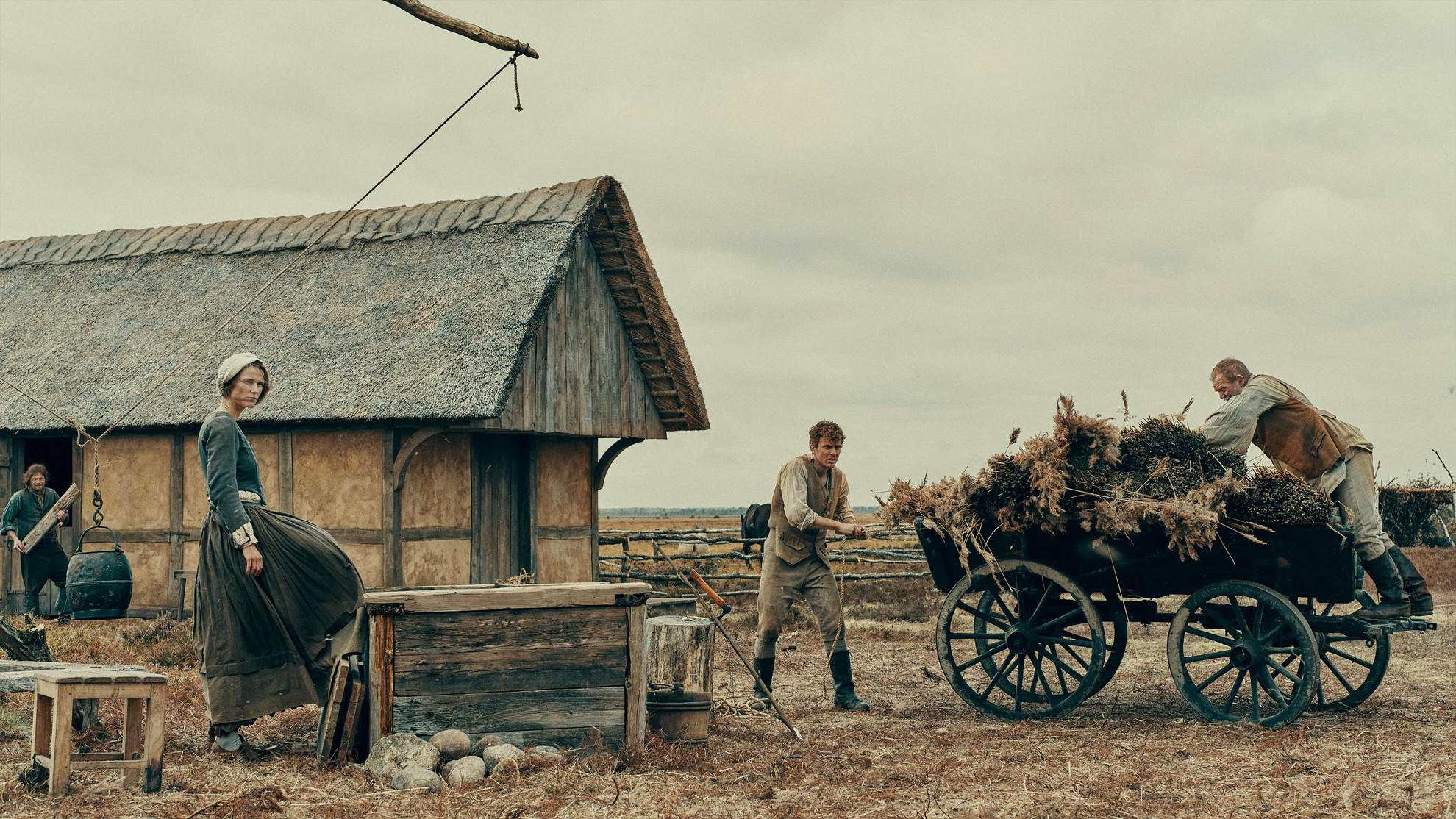 Élet a lápon - Amanda Collin (Ann Barbara), Gustav Lindh (Anton) és Mads Mikkelsen (Ludvig Kahlen)