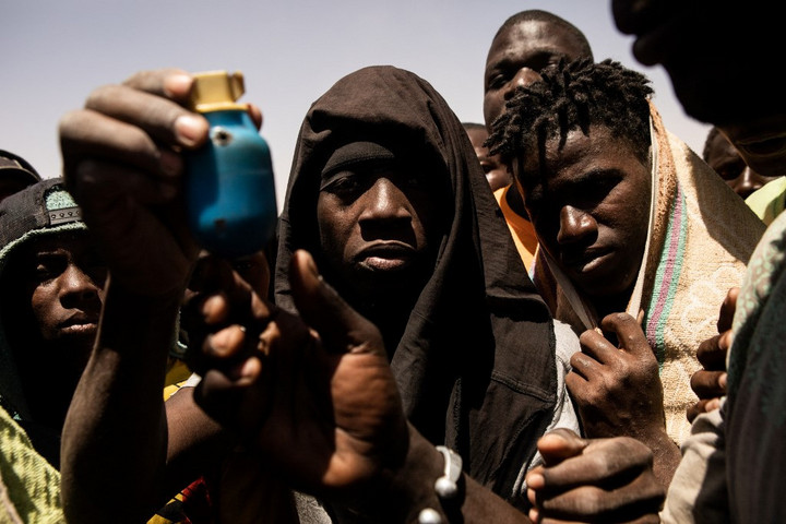 Fotó: AFP/Stanislas Poyet Migránsáradat zúdulhat Európára a zavaros nigeri helyzet miatt