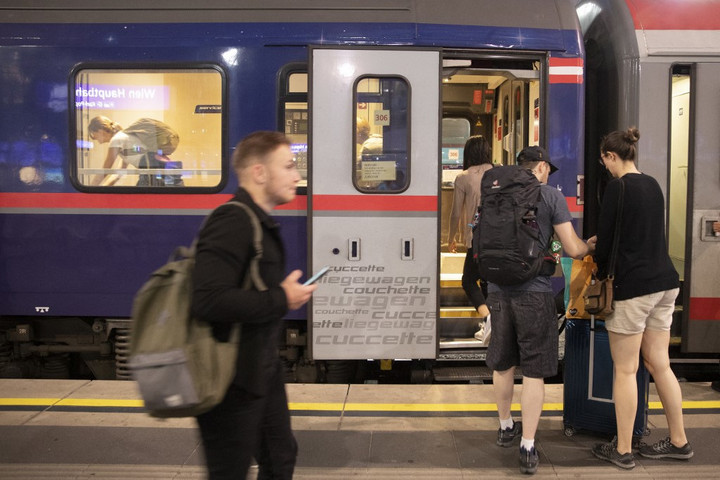 Korszerűsítik a Sopronba tartó osztrák vasútvonalat