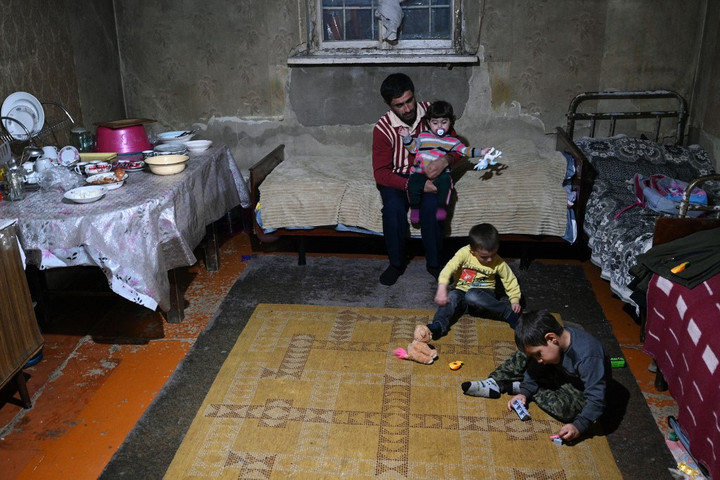 Fotó: AFP / Karen Minasyan Adománygyűjtés az örmény keresztényeknek