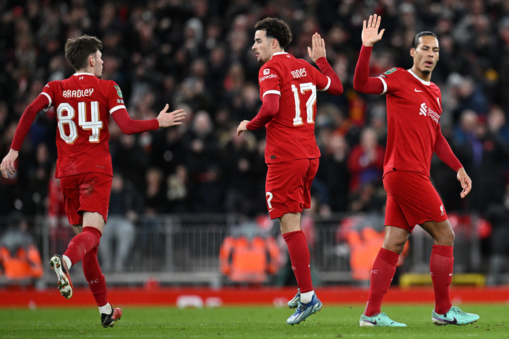 Angol Ligakupa: Szoboszlai nélkül (is) nyert a Liverpool