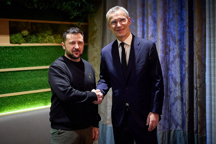 Kijev dühös a NATO alattomos terve miatt