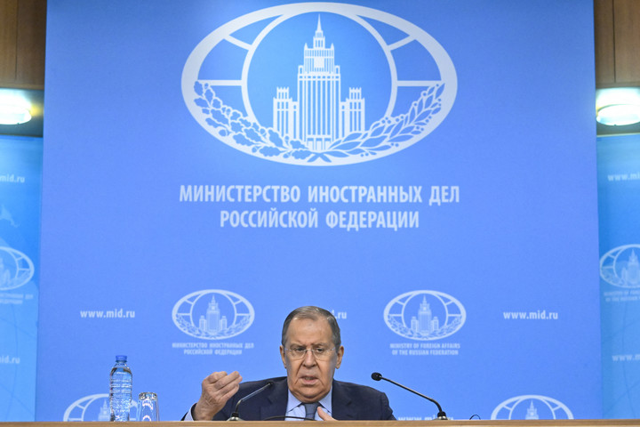 Lavrov: A párbeszédhez Washingtonnak fel kell hagynia az orosz érdekek aláásásával
