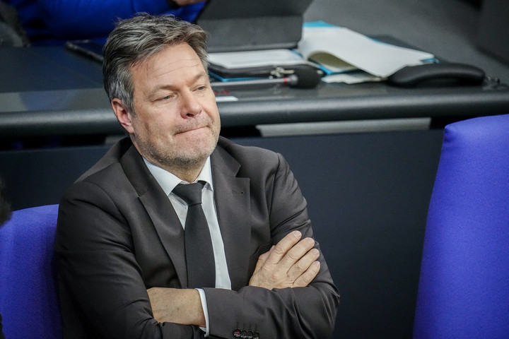 Német alkancellár: Az AfD a köztársaság esszenciáját támadja
