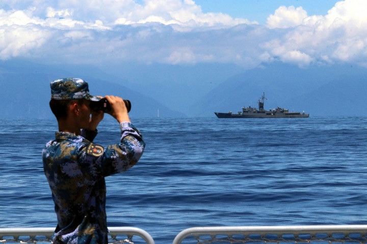 Fotó: Xinhua via AFP/Xinhua/Lin Jian A kínai hadsereg hajói és repülői körülvették Tajvant