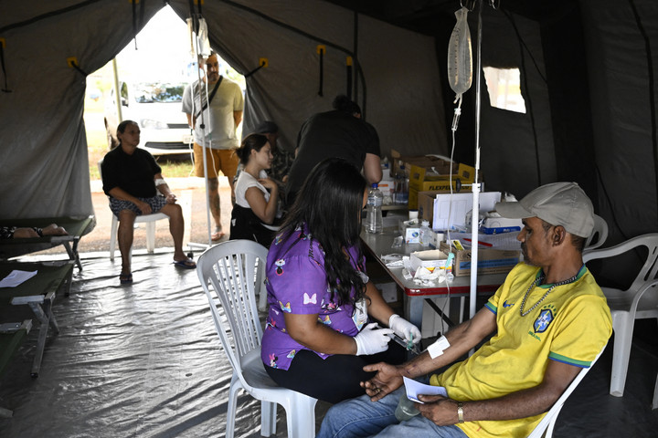 Fotó: Anadolu via AFP/Mateus Bonomi Súlyos dengue-láz-járvány tombol Brazíliában
