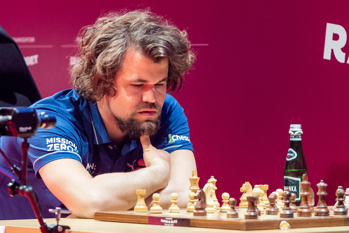 Fotó: AFP/NurPhoto/Foto Olimpik Villámsakk: Carlsen és Nyepomnyascsij megosztva világbajnok