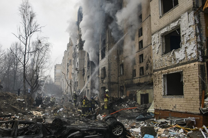 Fotó: AFP / NurPhoto / Maxym Marusenko Zuzana Caputová tovább tömné Kijevet fegyverrel
