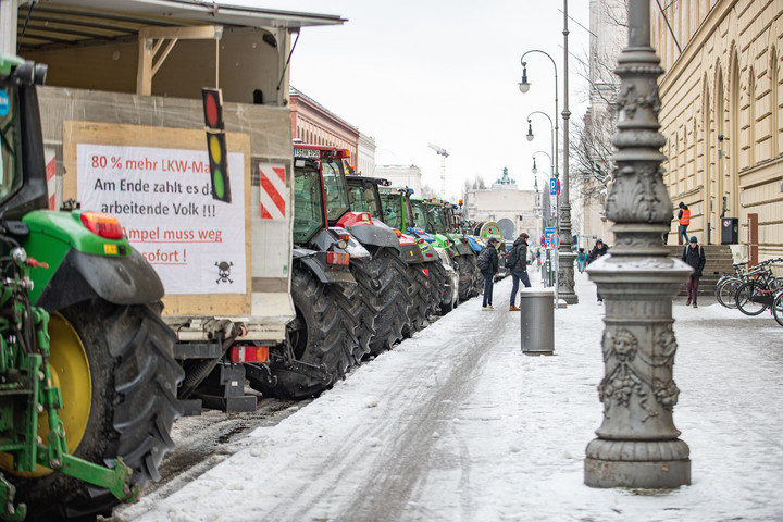 Németország megbénul – megkezdődött a vasutasok sztrájkja