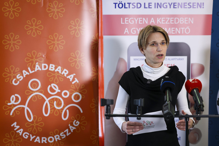 Fotó: MTI/Hegedüs Róbert Hornung Ágnes: A kormány támogatja a családokat és a házaspárokat