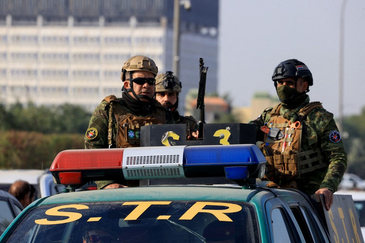 Fotó: MURTADHA AL-SUDANI / ANADOLU / ANADOLU VIA AFP Dróntámadás érte egy helyi milícia főhadiszállását Irakban