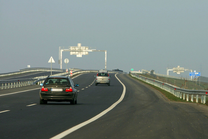 Helyreállt a forgalom az M6-oson