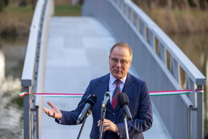 Településfejlesztési projekt indult Ajkán