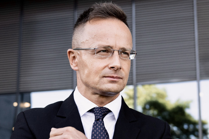 Fotó: Facebook/Szijjártó Péter Szijjártó Péter: Nem küldünk katonákat Ukrajnába