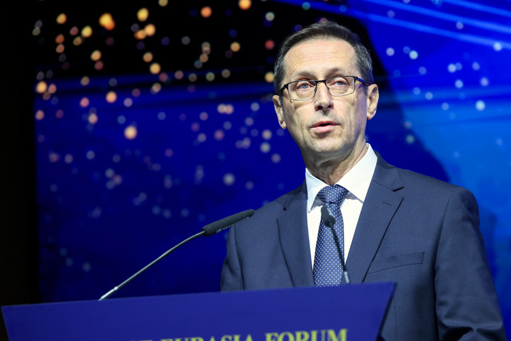 Fotó: MH/Török Péter Varga Mihály: A kormány tiszteletben tartja a jegybank függetlenségét
