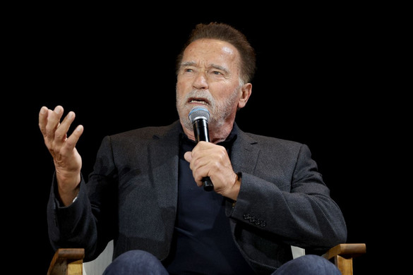 Arnold Schwarzenegger műtéten esett át