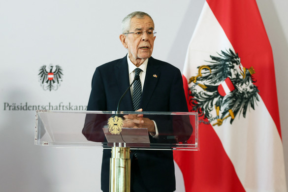 Osztrák elnök: Minden nap szembe kell szállni a gyűlölettel