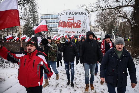 A lengyel alkotmánybíróság kimondta: szabálytalan volt a közmédia felszámolása
