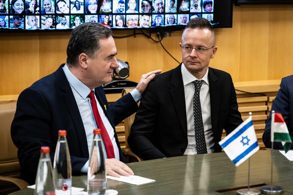 Szijjártó: Magyarország nonszensznek tartja az Izrael elleni vádakat