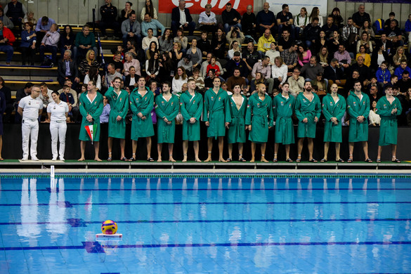 A görögök kiütésével döntős a magyar válogatott