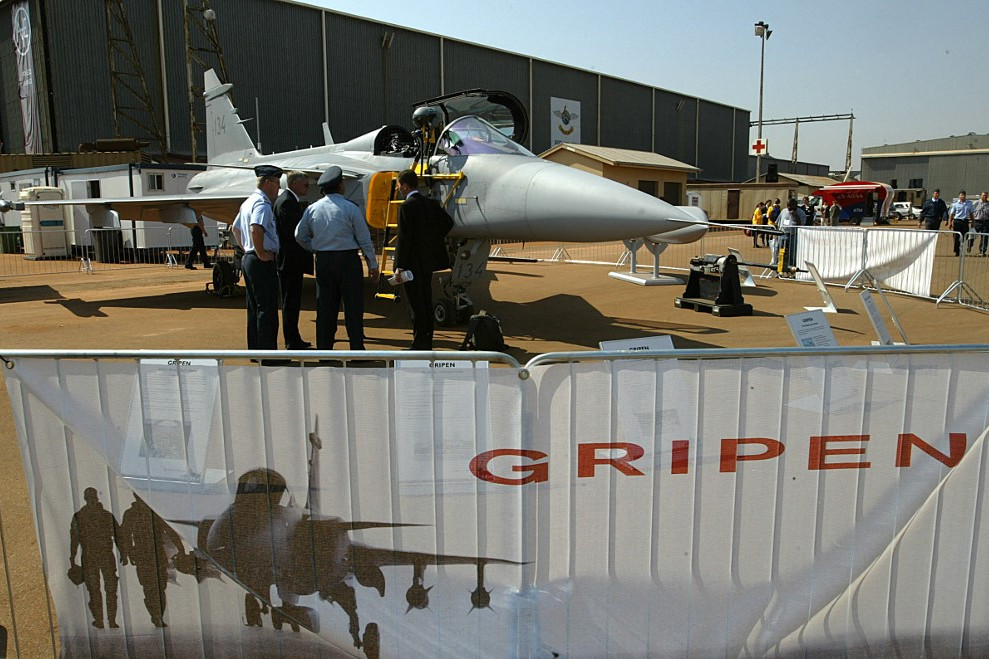Itt még minden nagyon szépnek látszott: Gripen bemutató Dél-Afrikában 2004 nyarán