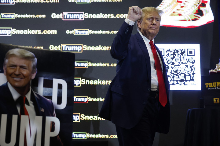 Trump szerint Putyin nem tiszteli Bident