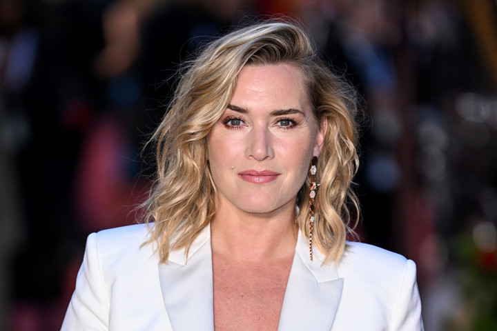 Kate Winslet élőben mosta le a sminkjét + VIDEÓ