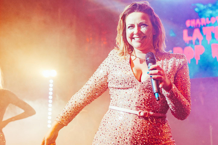 Fotó: Facebook/Charlotte Church Antiszemitizmussal vádolják a walesi énekesnőt