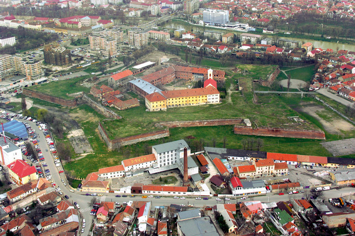 Fotó: wikimedia A nagyváradi vár újabb bástyáját újítják fel uniós támogatással