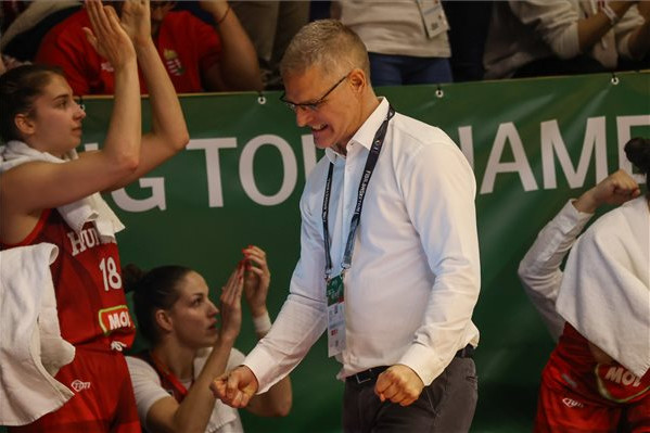Fotó: MTI/Tóth Zsombor Székely Norbert: Mozgott a labda, és ezért lett aztán végül önbizalmunk, és nagyon sok lábon álltunk