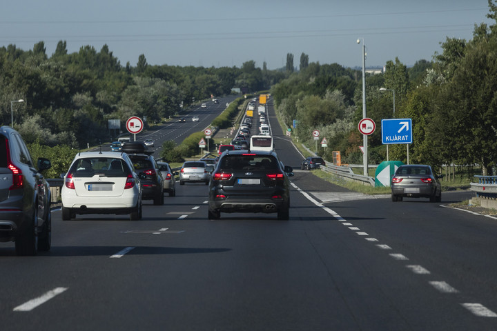 Fotó: MH archív/Purger Tamás Lezárják az M6-os autópálya Pécs felé vezető oldalát Bátaszék és Somberek-Pécsvárad csomópont között
