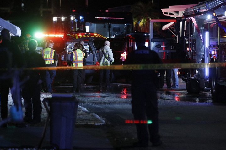 Fotó: AFP/Octavio Jones Mobilházakra zuhant egy kisrepülőgép Floridában
