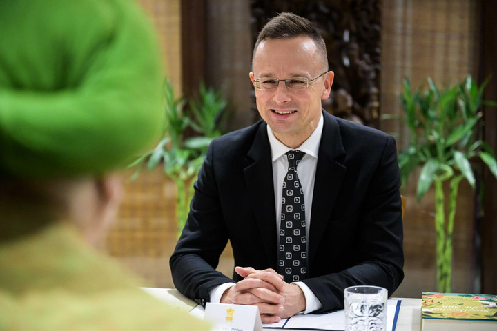 Fotó: Facebook/Szijjártó Péter Magyarország igent mond a zöld átállásra, de nemet a szélsőséges zöld ideológiákra