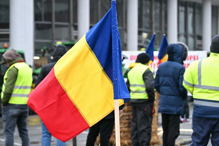 Romániában elhalasztották a hétfőre meghirdetett általános sztrájkot a helyi közigazgatásban dolgozók