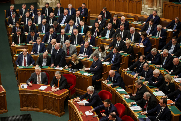 Fotó: MH/Török Péter Országgyűlés: Magyarország náci megszállását követő eseményekre emlékeznek a képviselők