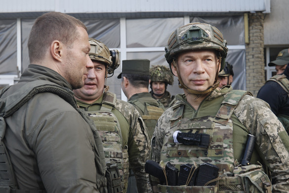 Hivatalosan is taktikát váltanak az ukránok a fronton