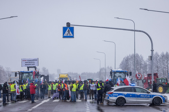 A lengyel gazdák öt átkelőt tartanak blokád alatt az ukrán határon