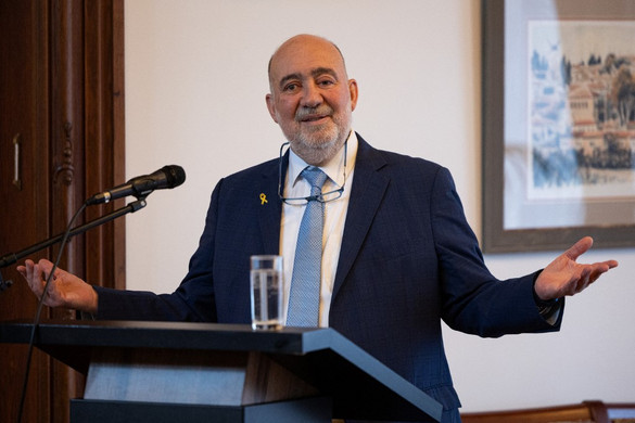 Izrael nagykövete és német politikusok is elítélték az Izraellel szembeni kritikákat