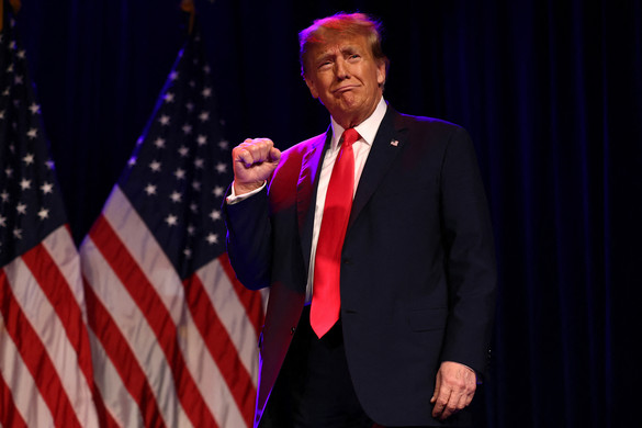 Donald Trump hatalmas „migránsdeportálási műveletet” ígért, ha megválasztják elnöknek