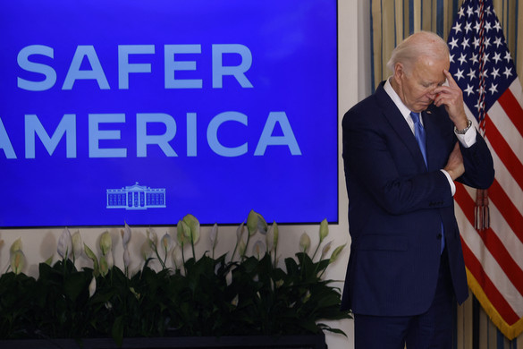 Joe Biden egyre kínosabb a demokraták számára